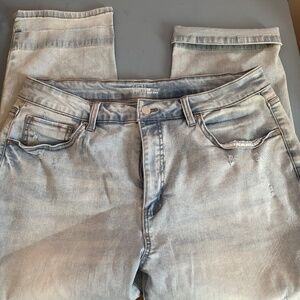 Women’s time and tru faded blue jeans